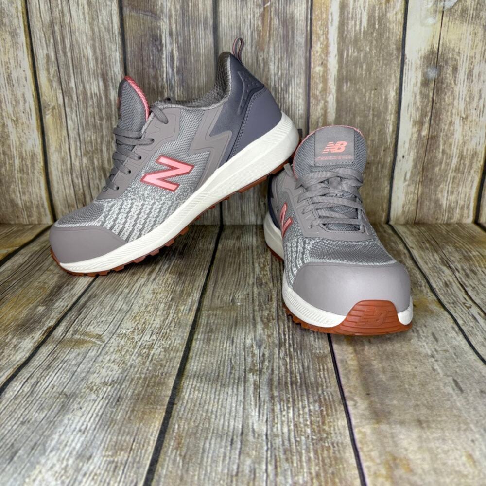 NWOB New Balance Speedware Toe Protect Womens Sneaker Sz 9
